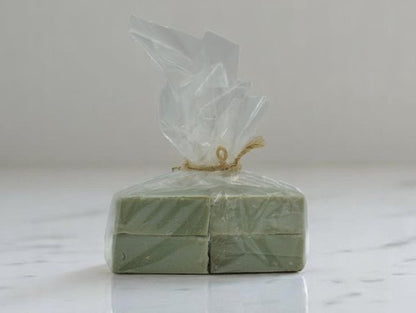 Natuurlijke Daphne Zepen – Cadeau Set - Handmade Olijfzeep – Voor Huid & Haar – Handgemaakt - 4x 125g - Zeepjes - Zeep - Zeeptabletten