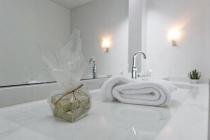 Natuurlijke Daphne Zepen - Cadeau Set - Handmade Olijfzeep – Voor Huid & Haar – Handgemaakt - 2x 125g - Zeepjes - Zeep - Zeeptabletten