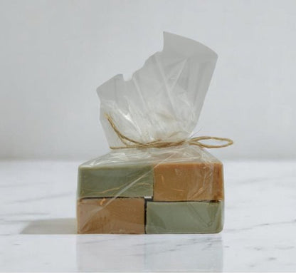 Cadeau Zepen - Set van 4 stuks - Hammam & Daphne – Natuurlijke Olijfzeep – Voor Huid & Haar – 4x 125g - Zeepjes - Zeep - Zeeptabletten